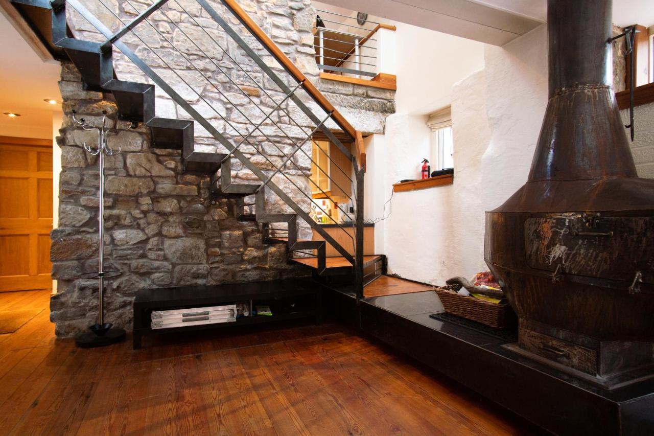 2 Bedroom Characterful Semi-Detached House, Enviably Located With Balcony And Terrace St. Andrews Exterior foto