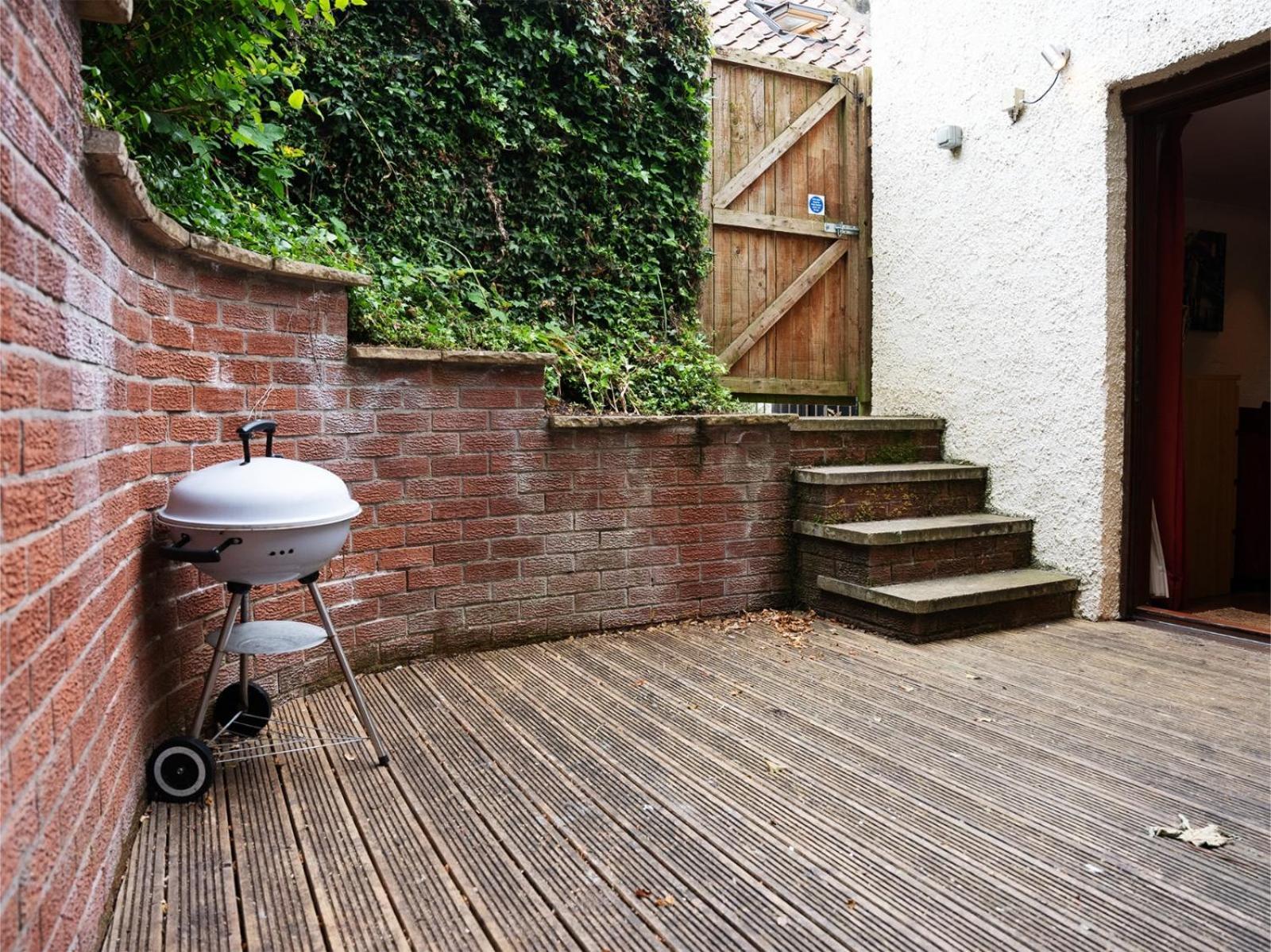 2 Bedroom Characterful Semi-Detached House, Enviably Located With Balcony And Terrace St. Andrews Exterior foto